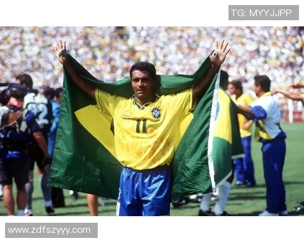 足球中锋的独特魅力与战术价值解析及其在比赛中的关键作用